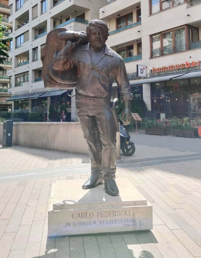 Bud Spencer szobor / Bud Spences statue